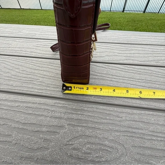 DKNY Rasberry "Cleo NS Phone" embossed Charm Clasp Small crossbody purse - Picture 10 of 14